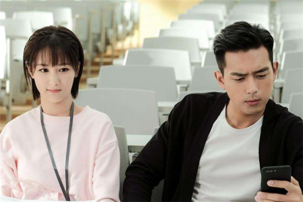 女生發(fā)省略號(hào)怎么回復(fù) 女生發(fā)省略號(hào)什么意思 女生發(fā)省略號(hào)怎么回復(fù) 女生發(fā)省略號(hào)什么意思