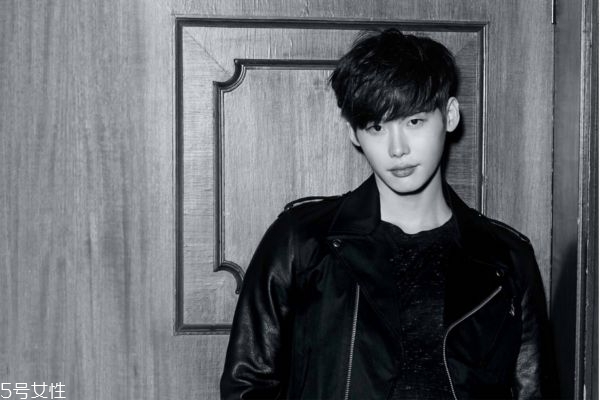 如何判斷一個男生值不值得嫁 男的值不值得嫁看三點 如何判斷一個男生值不值得嫁 男的值不值得嫁看三點