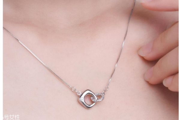 浪漫飾界是怎么樣的品牌呢 浪漫飾界是哪個國家的呢 浪漫飾界是怎么樣的品牌呢 浪漫飾界是哪個國家的呢