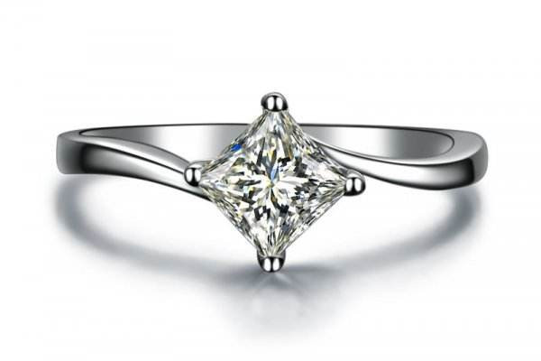 70分的裸鉆要多少錢 70分裸鉆和一克拉對(duì)比的區(qū)別 70分的裸鉆要多少錢 70分裸鉆和一克拉對(duì)比的區(qū)別