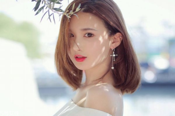 怎么判斷女人是真生氣還是假裝生氣 女孩怎么哄 怎么判斷女人是真生氣還是假裝生氣 女孩怎么哄