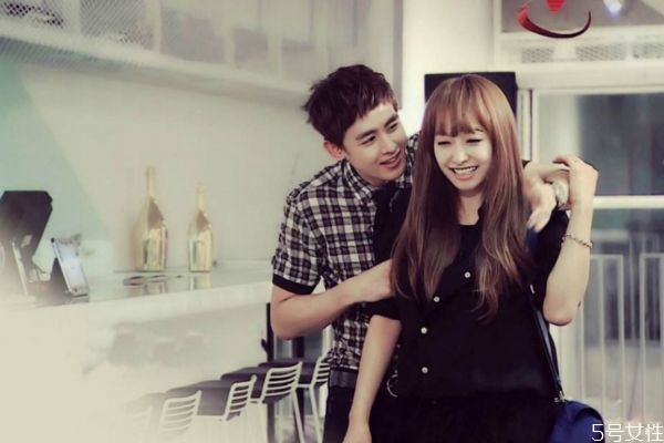 男人談幾次戀愛會(huì)珍惜 男生談戀愛第幾次最認(rèn)真