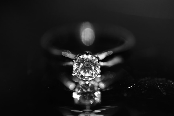 失去光彩的鉆石要如何恢復(fù) 買鉆石怎么樣才能買到高品質(zhì)的 失去光彩的鉆石要如何恢復(fù) 買鉆石怎么樣才能買到高品質(zhì)的