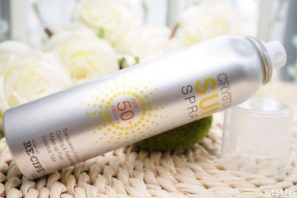 去年的防曬噴霧今年還能用嗎 如何延長防曬霜的使用期間 去年的防曬噴霧今年還能用嗎 如何延長防曬霜的使用期間