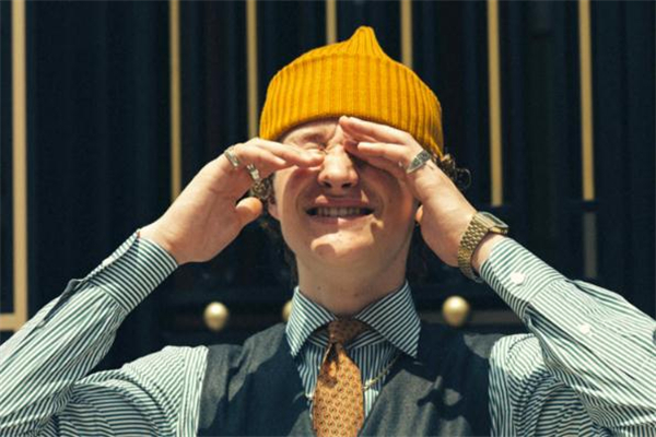 男生秋天戴什么帽子好看 男生秋天適合戴什么帽子 男生秋天戴什么帽子好看 男生秋天適合戴什么帽子