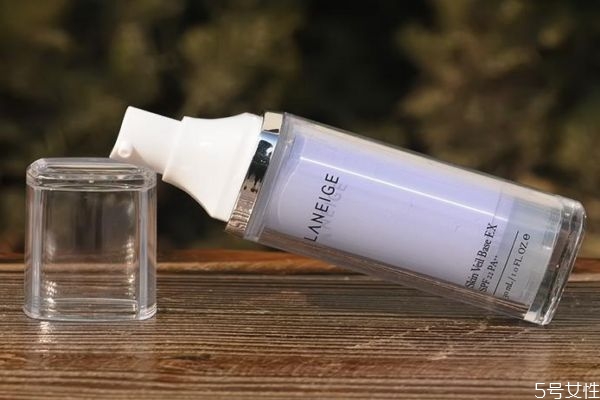 只涂隔離需要定妝嗎 日常生活只涂隔離可以嗎 只涂隔離需要定妝嗎 日常生活只涂隔離可以嗎