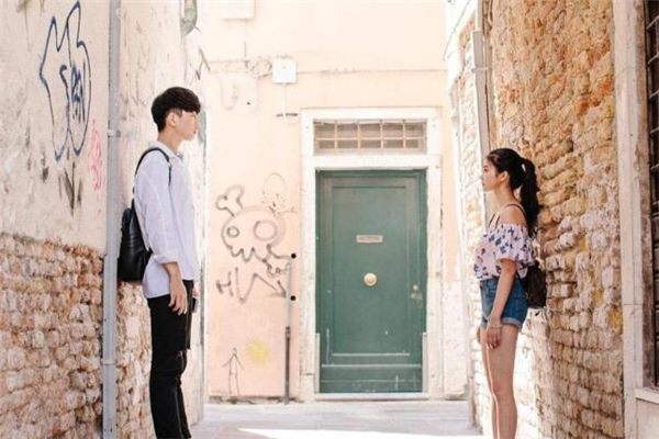 前任點(diǎn)贊朋友圈什么意思 前任點(diǎn)贊朋友圈是想復(fù)合嗎 前任點(diǎn)贊朋友圈什么意思 前任點(diǎn)贊朋友圈是想復(fù)合嗎