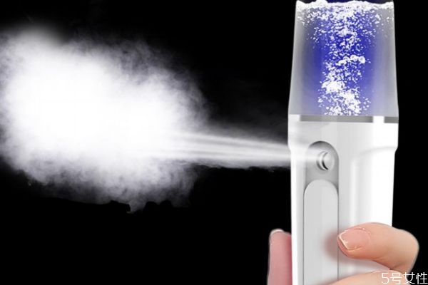 噴霧補水儀用在水乳之前還是之后 噴霧補水儀使用順序 噴霧補水儀用在水乳之前還是之后 噴霧補水儀使用順序