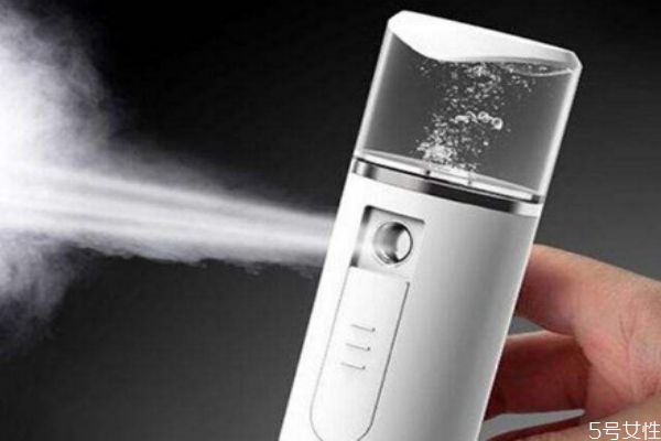 噴霧補水儀用在水乳之前還是之后 噴霧補水儀使用順序 噴霧補水儀用在水乳之前還是之后 噴霧補水儀使用順序