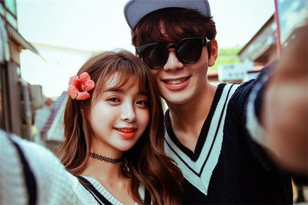 為什么男生喜歡有肉肉的女生 男生喜歡肉肉女生的原因 為什么男生喜歡有肉肉的女生 男生喜歡肉肉女生的原因