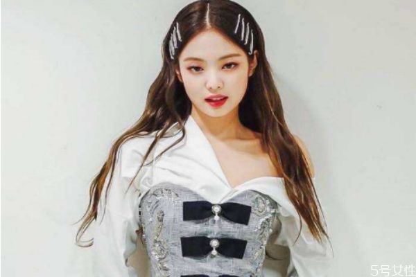 什么樣的戀愛關(guān)系最長久 如何經(jīng)營戀愛關(guān)系 什么樣的戀愛關(guān)系最長久 如何經(jīng)營戀愛關(guān)系