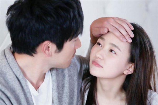 異地戀耐得住寂寞的考驗(yàn)嗎 異地戀相互猜疑怎么辦 異地戀耐得住寂寞的考驗(yàn)嗎 異地戀相互猜疑怎么辦