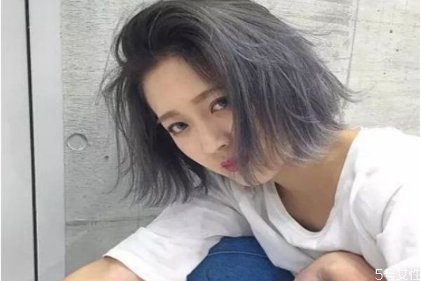 頭發(fā)染藍(lán)色后能改色嗎 什么顏色能蓋住藍(lán)色頭發(fā) 頭發(fā)染藍(lán)色后能改色嗎 什么顏色能蓋住藍(lán)色頭發(fā)