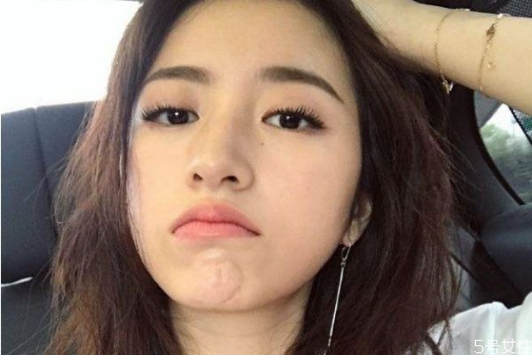 男生會(huì)輕易說(shuō)晚安嗎 男生說(shuō)晚安是喜歡的意思嗎 男生會(huì)輕易說(shuō)晚安嗎 男生說(shuō)晚安是喜歡的意思嗎