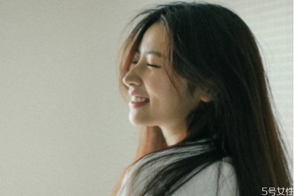 男生會(huì)輕易說(shuō)晚安嗎 男生說(shuō)晚安是喜歡的意思嗎 男生會(huì)輕易說(shuō)晚安嗎 男生說(shuō)晚安是喜歡的意思嗎