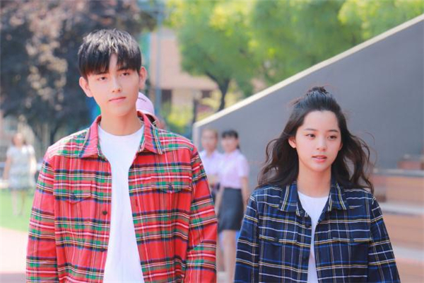 談戀愛(ài)時(shí)有必要談錢(qián)嗎 談戀愛(ài)時(shí)男生該不該多花錢(qián)