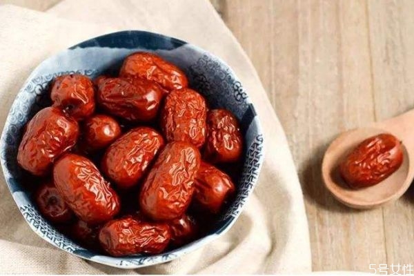 紅棗的價(jià)值有什么呢 吃紅棗有什么好處呢 紅棗的價(jià)值有什么呢 吃紅棗有什么好處呢