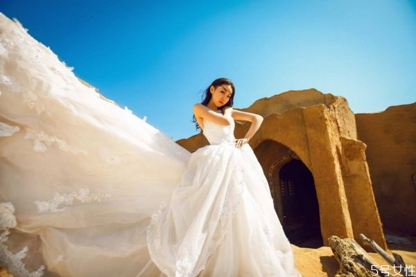 你愛情中最大的遺憾是什么 愛情的遺憾和后悔區(qū)別 你愛情中最大的遺憾是什么 愛情的遺憾和后悔區(qū)別