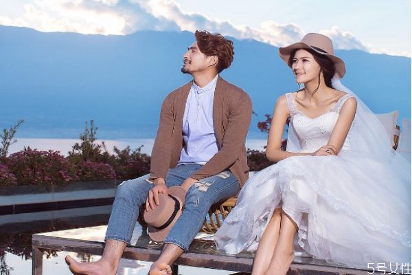 你愛情中最大的遺憾是什么 愛情的遺憾和后悔區(qū)別 你愛情中最大的遺憾是什么 愛情的遺憾和后悔區(qū)別