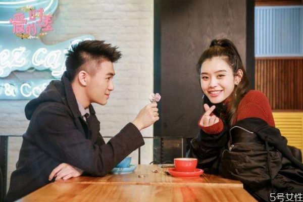 第一次見公婆應(yīng)該注意什么 第一次見公婆說話技巧 第一次見公婆應(yīng)該注意什么 第一次見公婆說話技巧