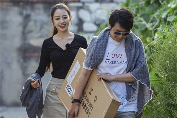 女生會(huì)對(duì)男生日久生情嗎 女生對(duì)沒感覺的男生會(huì)日久生情嗎 女生會(huì)對(duì)男生日久生情嗎 女生對(duì)沒感覺的男生會(huì)日久生情嗎