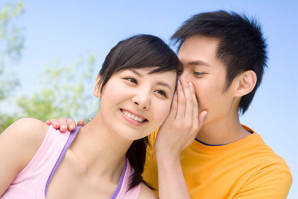 女生怎么樣搭訕心儀的男生 女生主動搭訕男生技巧 女生怎么樣搭訕心儀的男生 女生主動搭訕男生技巧