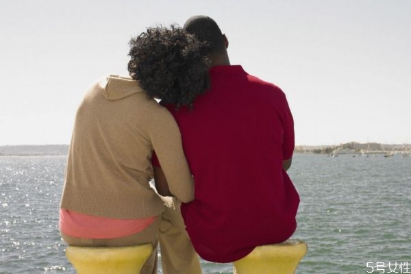 愛情喲保質(zhì)期嗎 愛情的保質(zhì)期是多久呢 愛情喲保質(zhì)期嗎 愛情的保質(zhì)期是多久呢