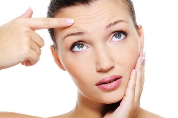 干性皮膚長痘怎么辦 干性皮膚也會長痘痘嗎 干性皮膚長痘怎么辦 干性皮膚也會長痘痘嗎