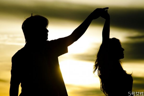 為什么男生愛喊你寶寶呢 男生口中的寶寶是什么意思呢 為什么男生愛喊你寶寶呢 男生口中的寶寶是什么意思呢