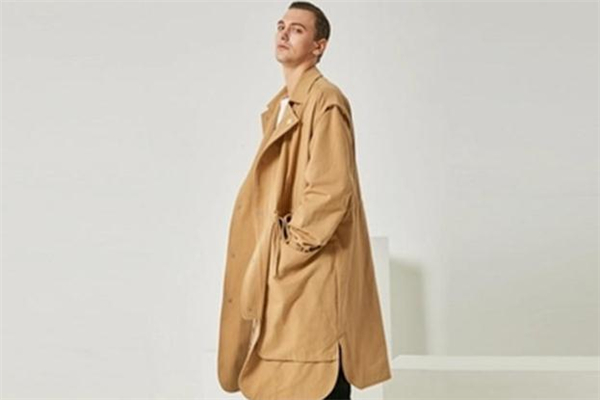 男生穿什么風衣好看 男生風衣穿搭圖片 男生穿什么風衣好看 男生風衣穿搭圖片