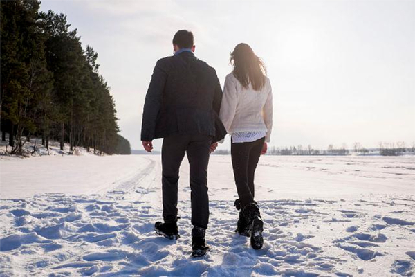 放棄深愛(ài)的人是什么滋味 放棄很喜歡的人是什么感受 放棄深愛(ài)的人是什么滋味 放棄很喜歡的人是什么感受