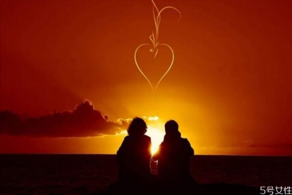 談戀愛距離產(chǎn)生美是真的嗎 為什么說距離產(chǎn)生美 談戀愛距離產(chǎn)生美是真的嗎 為什么說距離產(chǎn)生美