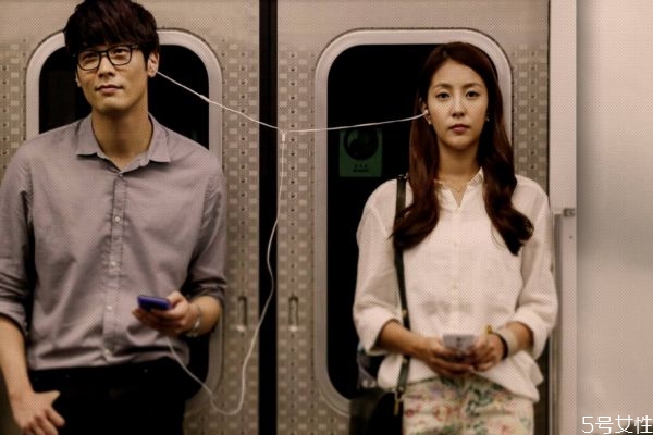 談戀愛距離產(chǎn)生美是真的嗎 為什么說距離產(chǎn)生美 談戀愛距離產(chǎn)生美是真的嗎 為什么說距離產(chǎn)生美