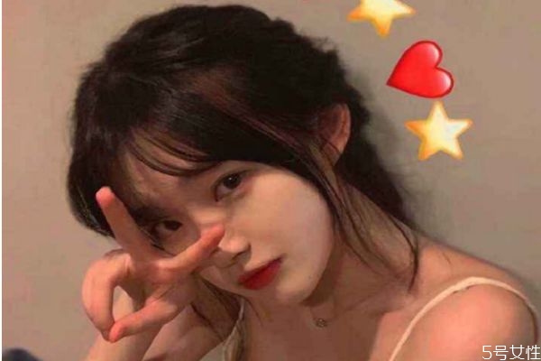 女生約會(huì)素顏什么意思 女生約會(huì)素顏說(shuō)明什么 女生約會(huì)素顏什么意思 女生約會(huì)素顏說(shuō)明什么