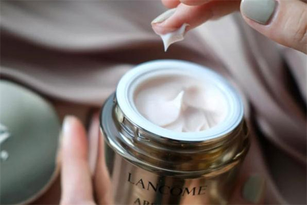 蘭蔻菁純面霜和海藍(lán)之謎面霜哪個好用-使用方法 蘭蔻菁純面霜和海藍(lán)之謎面霜哪個好用-使用方法