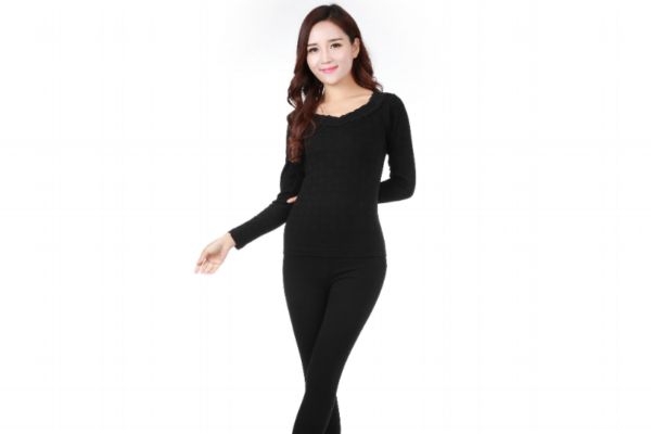 保暖內(nèi)衣貼身穿暖和還是隔層穿暖和 保暖內(nèi)衣怎么穿暖和 保暖內(nèi)衣貼身穿暖和還是隔層穿暖和 保暖內(nèi)衣怎么穿暖和