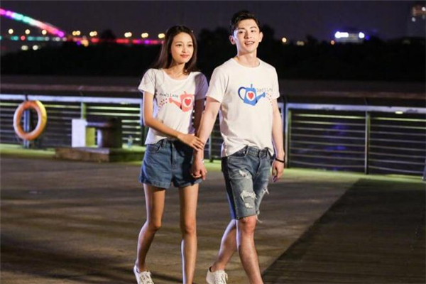 跟男朋友沒話題聊怎么辦 跟男朋友沒話說是不是要分手 跟男朋友沒話題聊怎么辦 跟男朋友沒話說是不是要分手