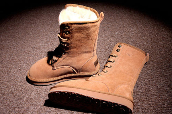 雪地靴穿多高合適 高筒雪地靴的搭配技巧 雪地靴穿多高合適 高筒雪地靴的搭配技巧