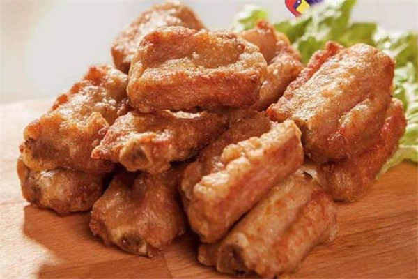 炸排骨的做法 炸排骨要腌嗎 炸排骨的做法 炸排骨要腌嗎