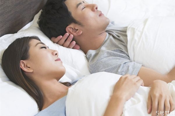 為什么女人出軌必須離婚 女人出軌后不離婚是什么心態(tài) 為什么女人出軌必須離婚 女人出軌后不離婚是什么心態(tài)