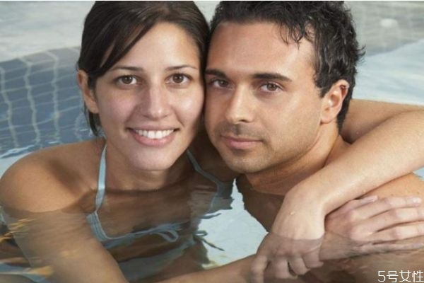 男人想離婚的表現(xiàn) 冷戰(zhàn)中的夫妻有這些表現(xiàn)離婚不遠(yuǎn)了 男人想離婚的表現(xiàn) 冷戰(zhàn)中的夫妻有這些表現(xiàn)離婚不遠(yuǎn)了