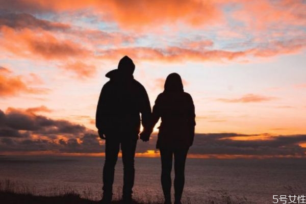 成全是輸?shù)魫?ài)情嗎 如何學(xué)會(huì)成全 成全是輸?shù)魫?ài)情嗎 如何學(xué)會(huì)成全