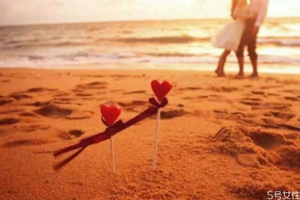 成全是輸?shù)魫?ài)情嗎 如何學(xué)會(huì)成全 成全是輸?shù)魫?ài)情嗎 如何學(xué)會(huì)成全