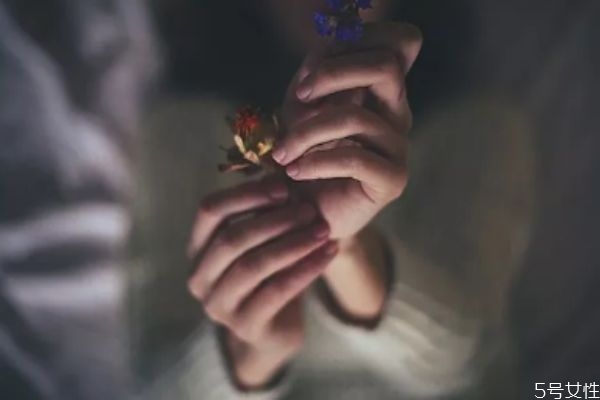 愛情需要緣分嗎 只有努力會(huì)有愛情嗎 愛情需要緣分嗎 只有努力會(huì)有愛情嗎