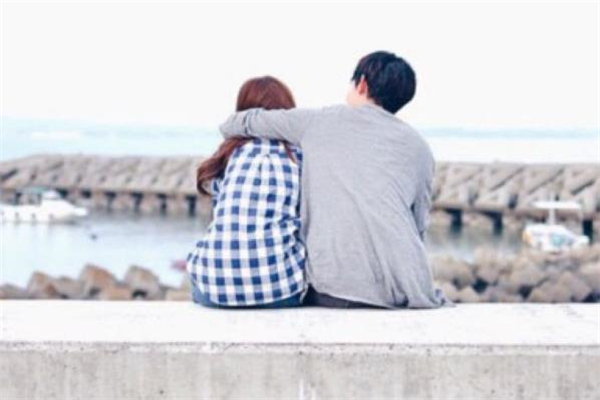 老公對我忽冷忽熱是怎么回事 老公對我忽冷忽熱怎么辦 老公對我忽冷忽熱是怎么回事 老公對我忽冷忽熱怎么辦