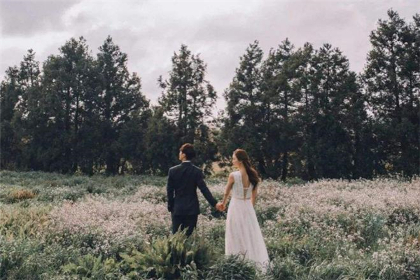 婚姻是平淡好還是浪漫好 婚姻生活中平淡和浪漫哪個重要 婚姻是平淡好還是浪漫好 婚姻生活中平淡和浪漫哪個重要