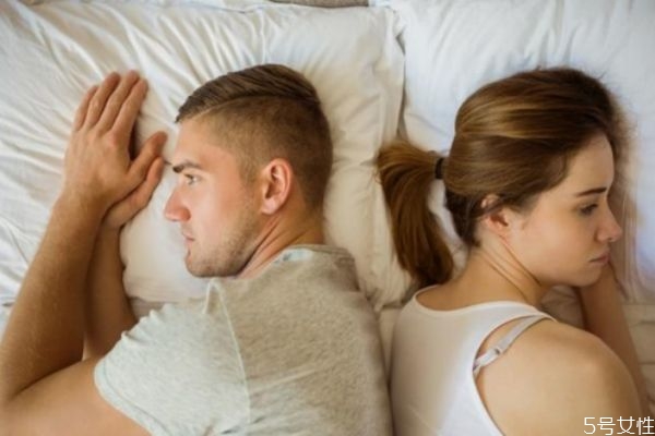 面對(duì)妻子出軌怎么辦 女人出軌最準(zhǔn)確的表現(xiàn) 面對(duì)妻子出軌怎么辦 女人出軌最準(zhǔn)確的表現(xiàn)