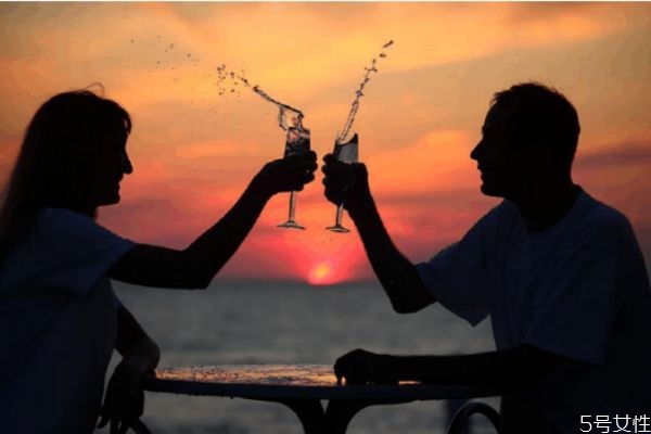 相敬如賓的婚姻好嗎 相敬如賓的婚姻是什么樣的 相敬如賓的婚姻好嗎 相敬如賓的婚姻是什么樣的