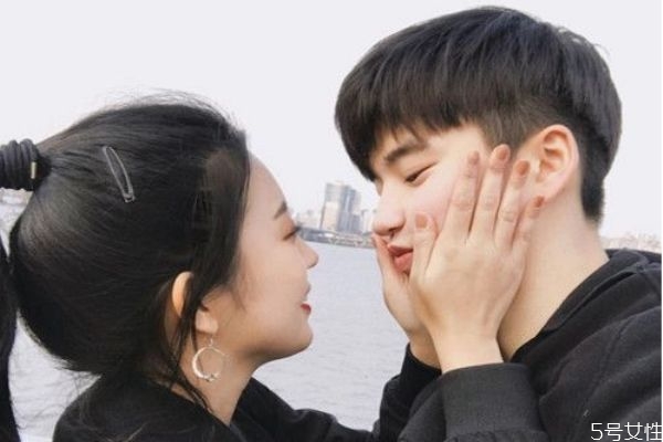 分手后如何讓他后悔并主動復(fù)合 分手后如何讓前任想復(fù)合 分手后如何讓他后悔并主動復(fù)合 分手后如何讓前任想復(fù)合