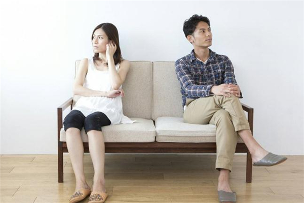 前夫一直威脅我該怎么辦 前夫威脅我報警有用嗎 前夫一直威脅我該怎么辦 前夫威脅我報警有用嗎